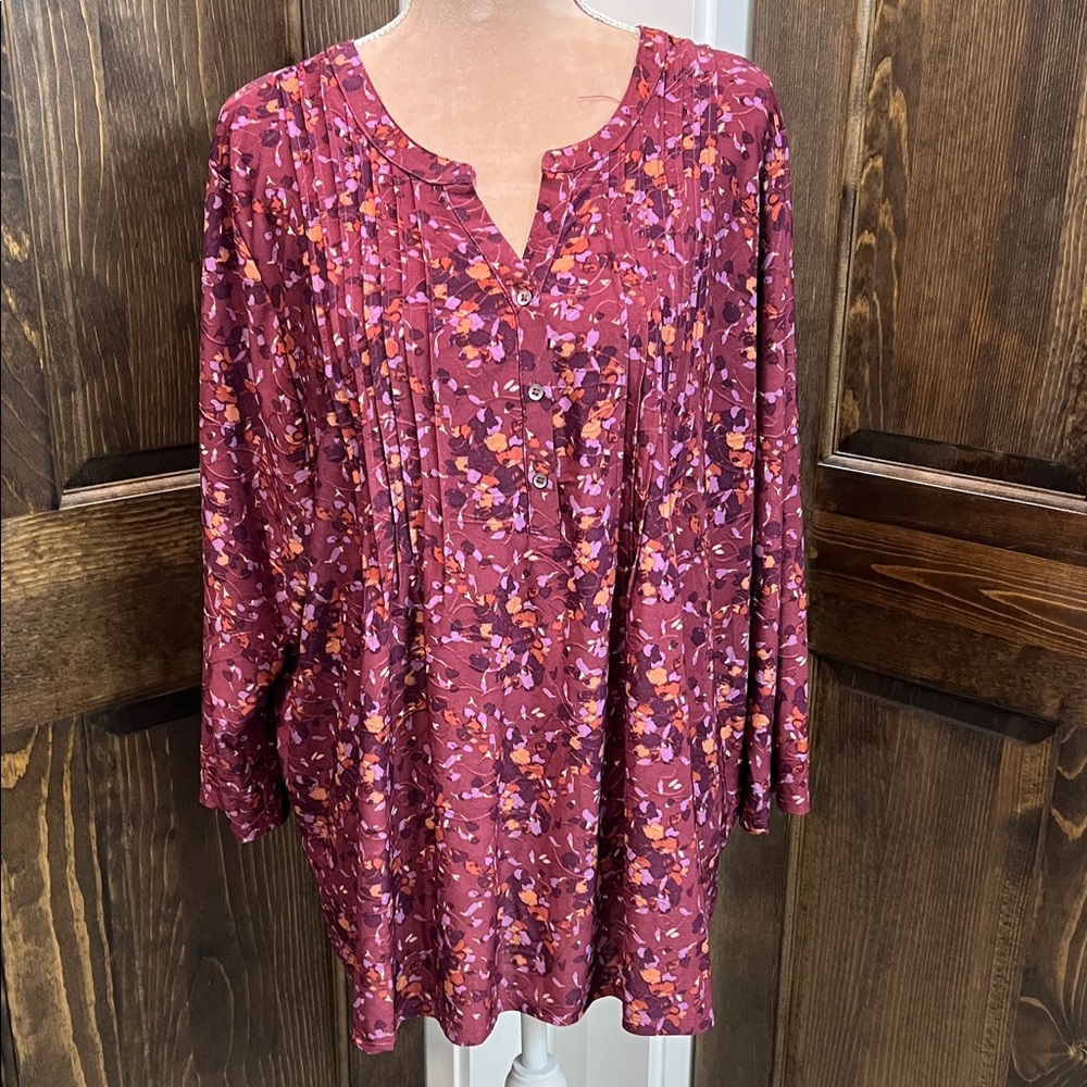 Chic Floral Women's Blouse in Burgundy